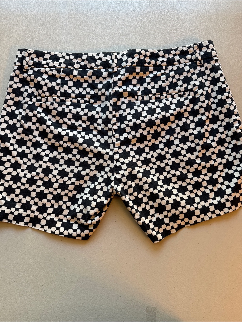 Banana Republic Dark Navy & White Geo-Print Bermuda Shorts - Picture 10 of 15